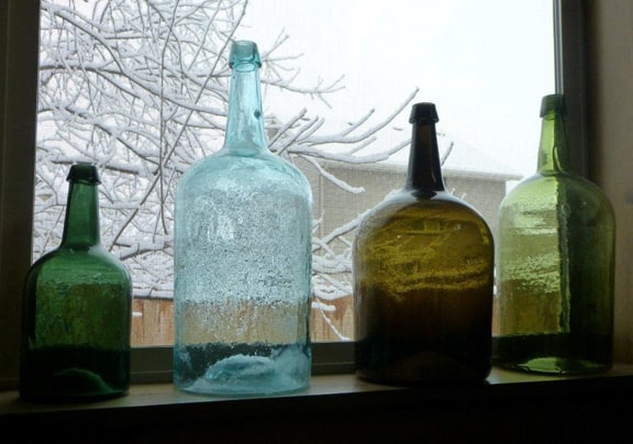 Demijohns&Snow